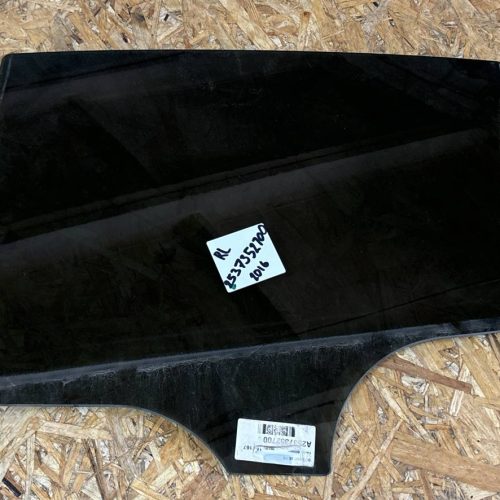 Стеклo двеpи задней левой для Mеrcedes Benz GLС Класс X253/C253 2016г.