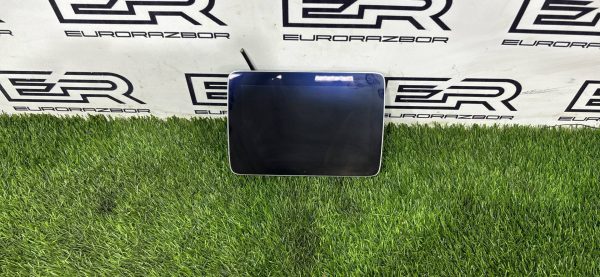 Монитор на Mercedes Benz GLS GLE