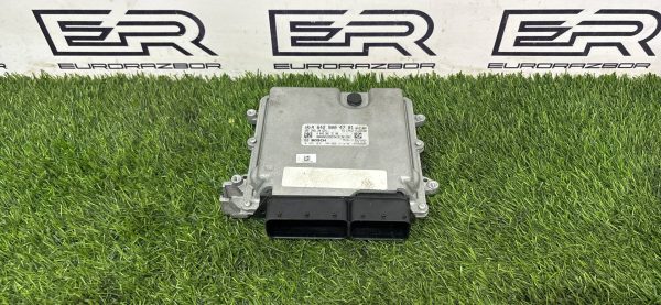 Блок управления двигателем Mercedes GLE w166