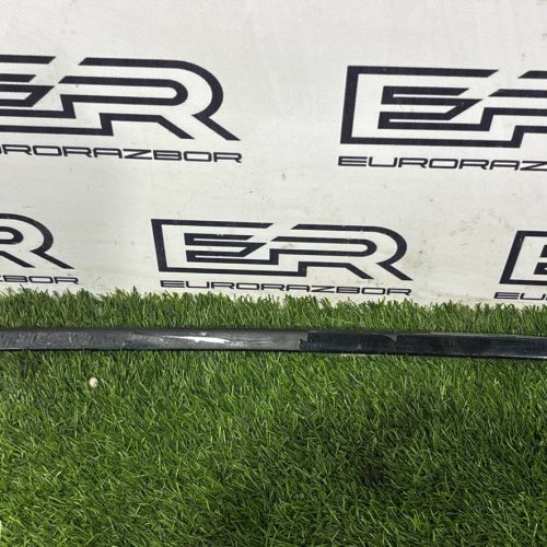 Молдинг двери задней правой BMW F15