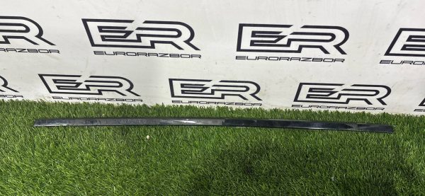 Молдинг двери задней правой BMW F15