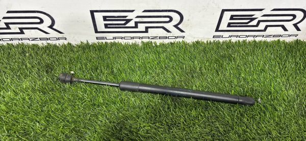 Амортизатор капота BMW Х5 М F15/F85