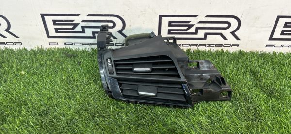 Воздуховод в торпедо BMW X5 М F85