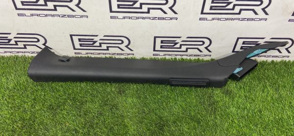 Обшивка стойки передняя левая Renge Rover L405