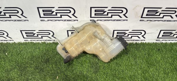 Расширительный бачок Range Rover L405