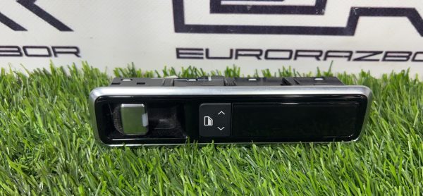 Кнопка стеклоподъёмника Land Rover Range Rover L405