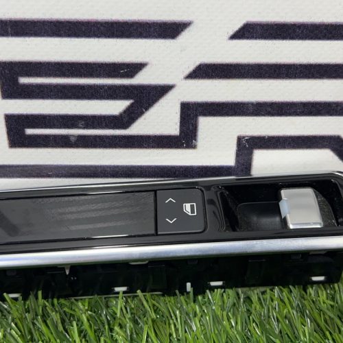 Кнопка стеклоподъёмника Land Rover Range Rover L405