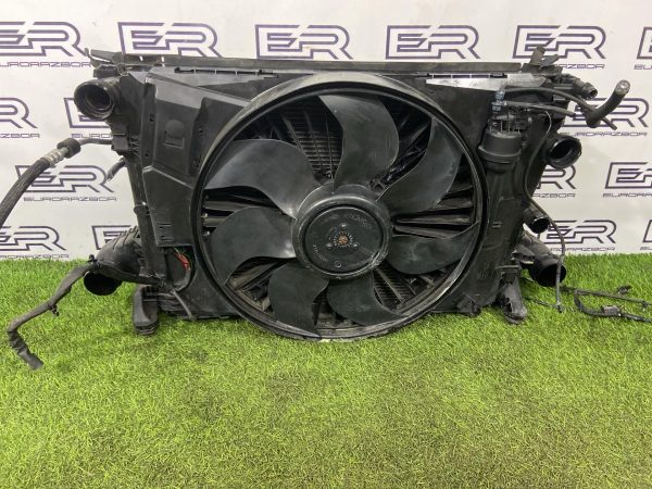 Кассета радиаторов Mercedes W212 W204 X204 C207