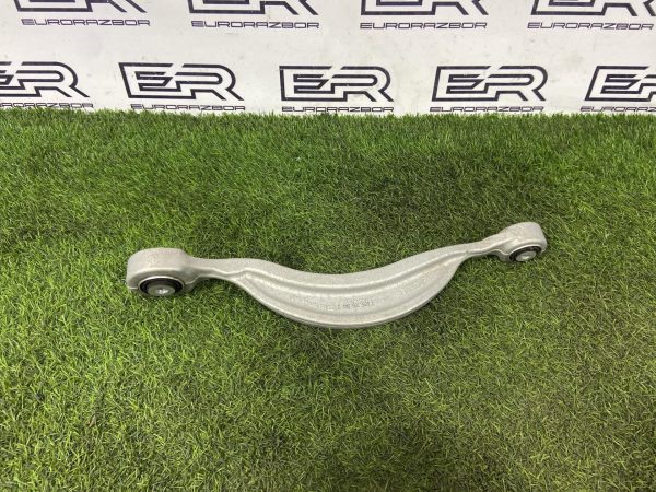 Рычаг подвески верхний задний правый Audi Q7 Q8 4M