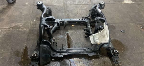 Подрамник передний Mercedes GLE w166