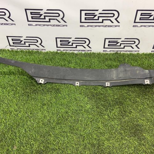 Брызговик передний левый Audi Q8 4M