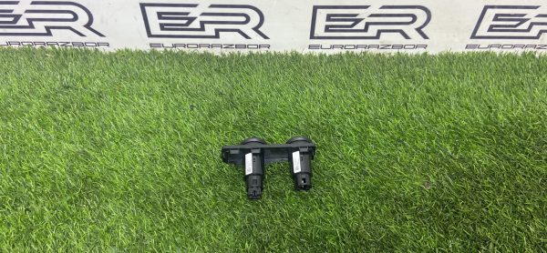 Разъем AUX/USB Jaguar F Pace X761 2.0D