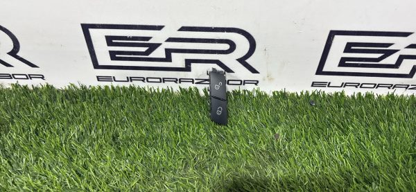 Кнопка центрального замка левая Mercedes Benz GLE W166