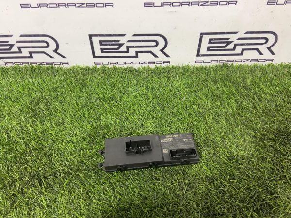 Блок управления крышкой багажника Audi Q8 4M