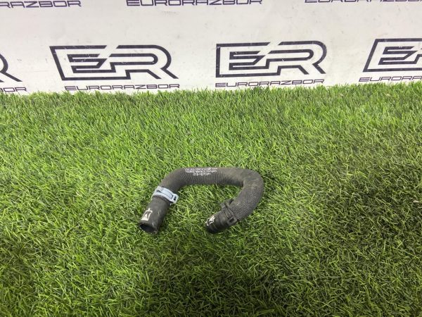 Патрубок системы охлаждения Audi Q8 4M