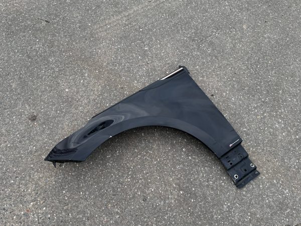 Крыло переднее левое Range Rover Velar L560