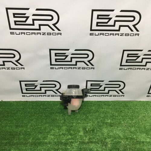 Бачок расширительный Mercedes Benz C W205