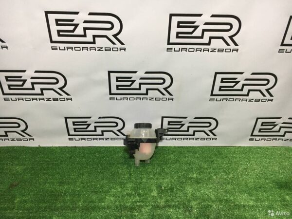 Бачок расширительный Mercedes Benz C W205