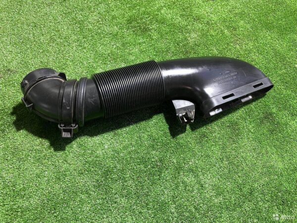 Патрубок воздушного фильтра Mercedes Benz GLC X253