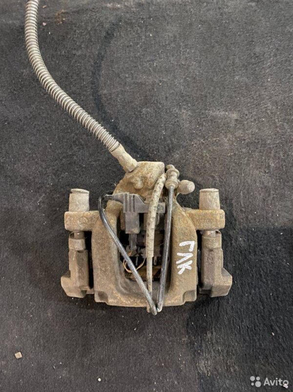 Суппорт тормозной задний правый Mercedes Benz GLK