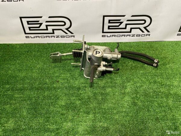 Главный тормозной цилиндр Lexus RX 4 (2015 2019)