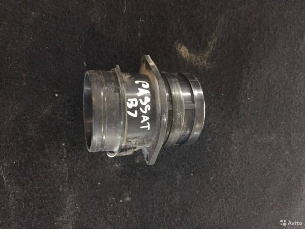 Расходомер воздуха Volkswagen Passat B7