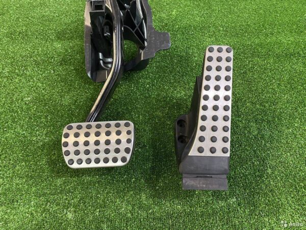 Узел педальный (блок педалей) Mercedes Benz E W213