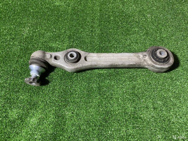 Рычаг передний Mercedes Benz