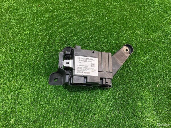 Блок управления топливным насосом Mercedes Benz E