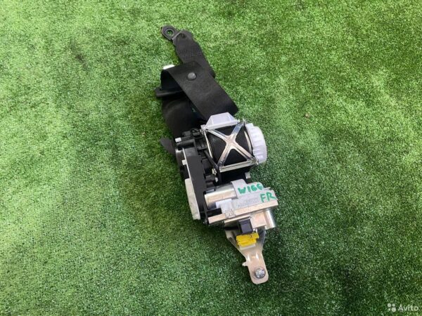 Ремень безопасности передний правый Mercedes Benz