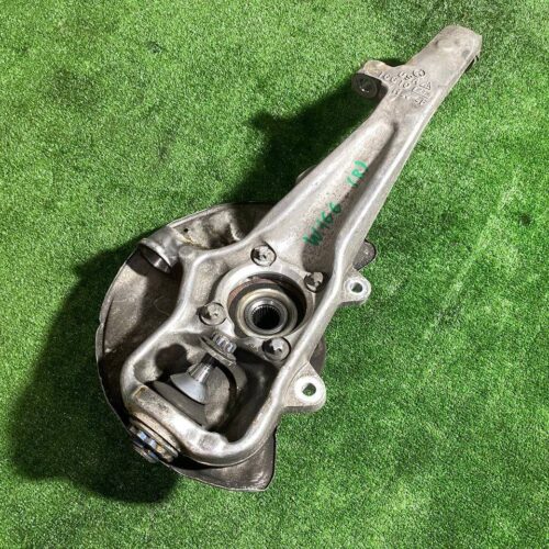 Кулак передний правый Mercedes Benz GLE W166