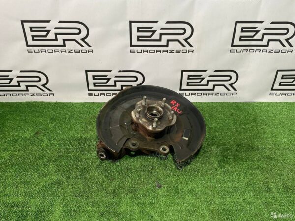 Кулак задний левый Lexus RX 4 (2015 2019)