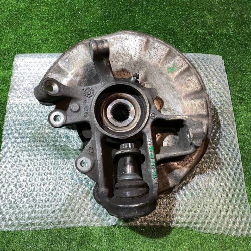 Кулак задний правый Mercedes Benz GLE W166