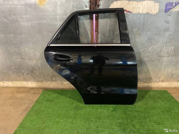 Дверь задняя правая Mercedes Benz GLE W166