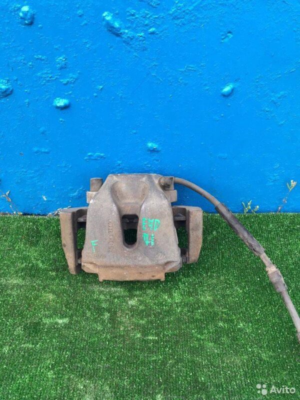 Суппорт тормозной передний BMW X5 E70