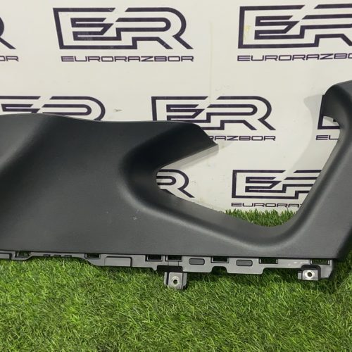 Обшивка стойки задняя левая Hyundai Tucson 4 поколение