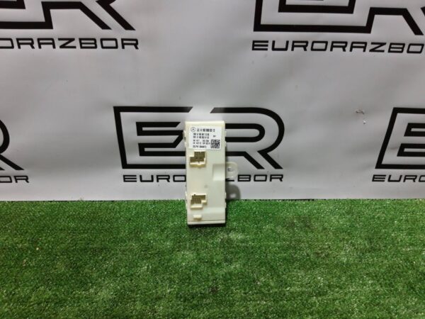 Блок управления крышкой багажника Mercedes Benz