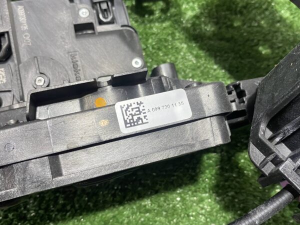 Замок двери задней левой Mercedes Benz GLE W166