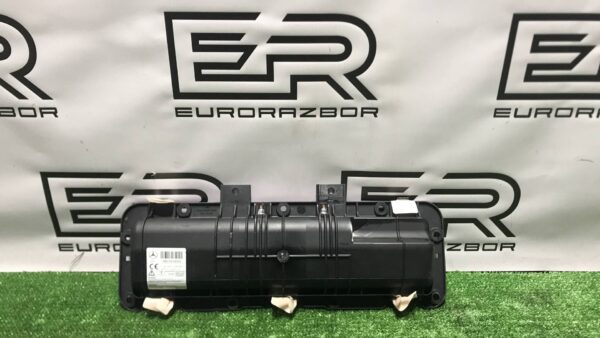 Подушка безопасности коленная водителя