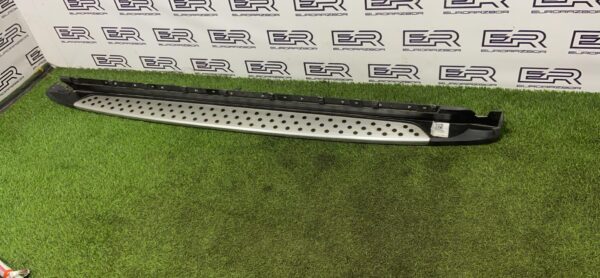 Накладка на порог левая Kia Sorento Prime