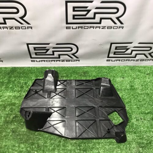 Декоративная накладка торпедо Mercedes Benz GLC