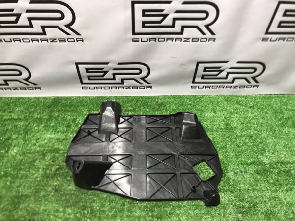 Декоративная накладка торпедо Mercedes Benz GLC