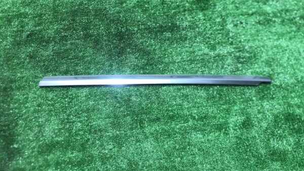 Накладка стекла задняя правая Mercedes Benz GLC