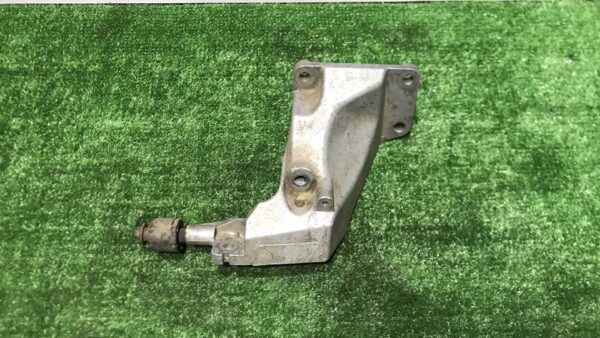 Кронштейн двигателя Skoda Octavia 3 (2013 2017)