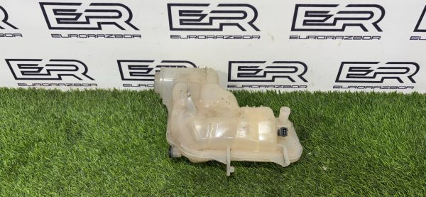 Расширительный бачок Range Rover L405