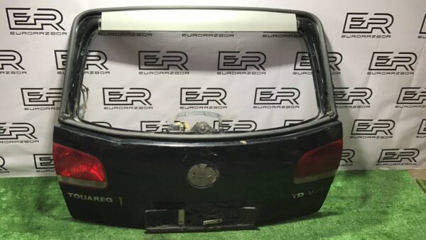 Крышка багажника Volkswagen Touareg рест.