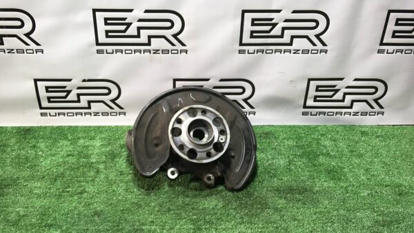 Кулак задний левый Mercedes Benz GLC X253