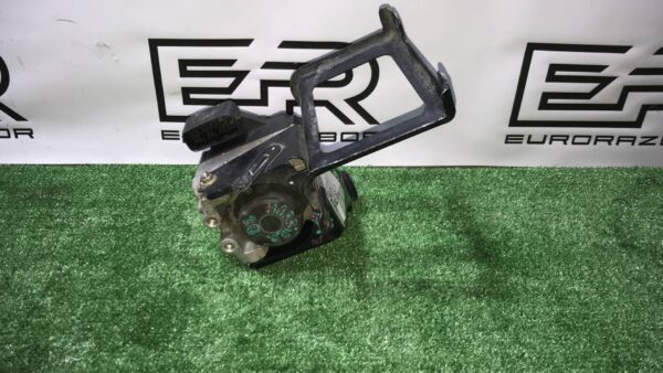 Блок ABS Toyota Harrier 2 XU30 (2003 2013)