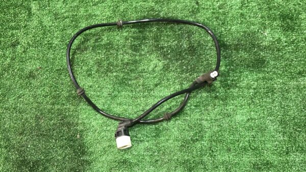 Датчик износа тормозных колодок передний