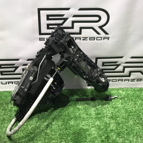 Замок двери передней правой Mercedes Benz GLC X253